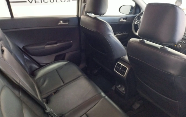imagem-https://www.socarrao.com.br/sc-vehicle-images-prod/3731985/1789676098821-CPBPQU8Oo4oAy6pdb5eSRFYvCvZ9iz25.jpg