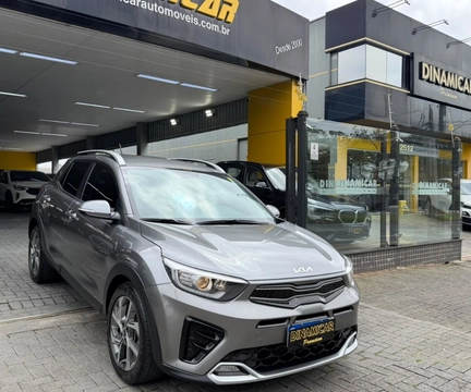 Kia STONIC 2024 Cinza — foto 1 de 3