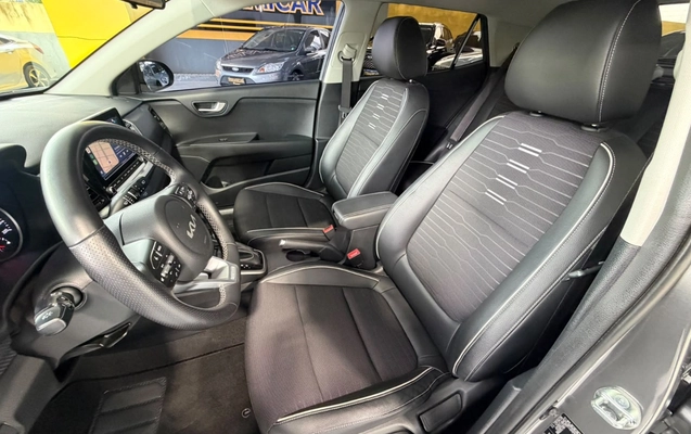 imagem-https://www.socarrao.com.br/sc-vehicle-images-prod/3732281/1788958806255-MTUuanBlZw.jpeg