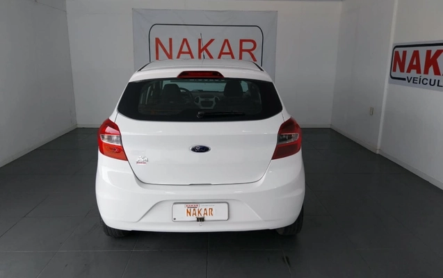 imagem-https://www.socarrao.com.br/sc-vehicle-images-prod/3732509/1789748503943-sfnCSvtFWB8rs29UGY8rE1Ti7DTpk5gu.jpg