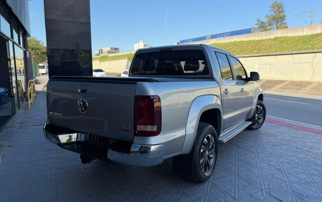 imagem-https://www.socarrao.com.br/sc-vehicle-images-prod/3732571/1788959511468-003_788126d910fc8ca465b5ef874eb64c87.jpeg