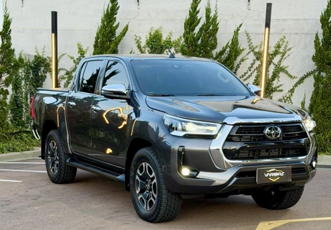 Toyota Hilux 2024 Cinza — foto 1 de 3