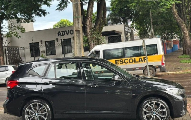 imagem-https://www.socarrao.com.br/sc-vehicle-images-prod/3732764/1788960175620-4.jpg