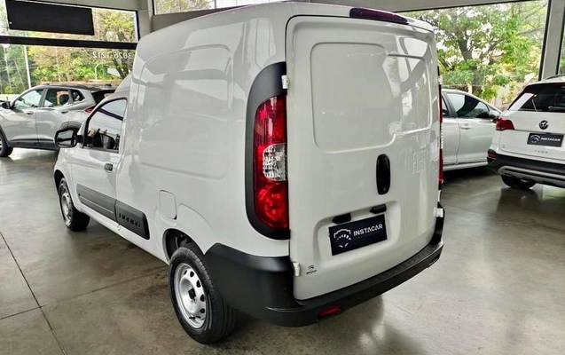imagem-https://www.socarrao.com.br/sc-vehicle-images-prod/3732862/1789571284076-8459118_6_B_42cb1cd200.jpeg