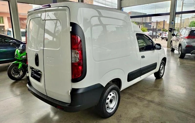 imagem-https://www.socarrao.com.br/sc-vehicle-images-prod/3732862/1789571284078-8459118_14_B_61aca9f2d6.jpeg