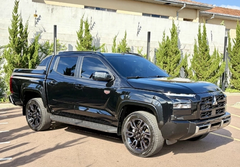 Mitsubishi Triton 2027 Preto — foto 1 de 3