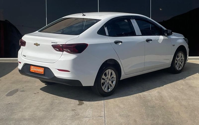 imagem-https://www.socarrao.com.br/sc-vehicle-images-prod/3732880/1788960513444-8448256_13_B_a78aebbd2f.jpeg
