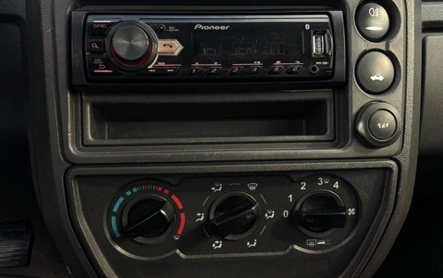 imagem-https://www.socarrao.com.br/sc-vehicle-images-prod/3732892/1788986223869-8459179_6_B_4d94a94249.jpeg