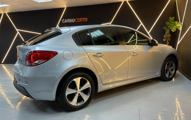 imagem-https://www.socarrao.com.br/sc-vehicle-images-prod/3732988/1788960938464-rMWeTZzXPmY7rl3ObI4SAclxMJXkkuJ0.jpg