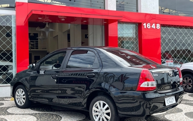 imagem-https://www.socarrao.com.br/sc-vehicle-images-prod/3733093/1789063840748-23uPwwT9Ol5l3o8wxEp2iLUj5oZvIh5y.jpg