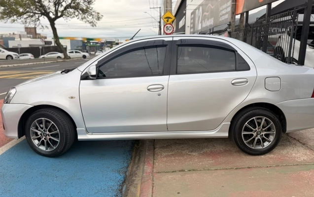 imagem-https://www.socarrao.com.br/sc-vehicle-images-prod/3733234/1788961563110-2onfOiC7gaGaLRMI5Cz3La7aYt2MNJ3Y.jpg