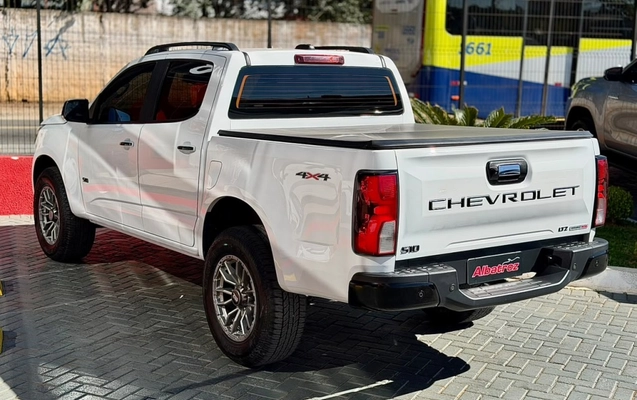 imagem-https://www.socarrao.com.br/sc-vehicle-images-prod/3733260/1788961596256-6_024010.jpg