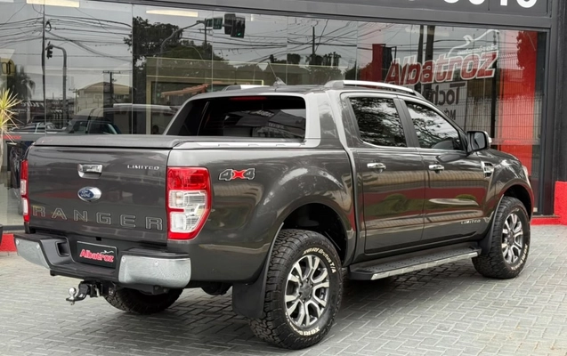 imagem-https://www.socarrao.com.br/sc-vehicle-images-prod/3733265/1788961614127-1_051608.jpg