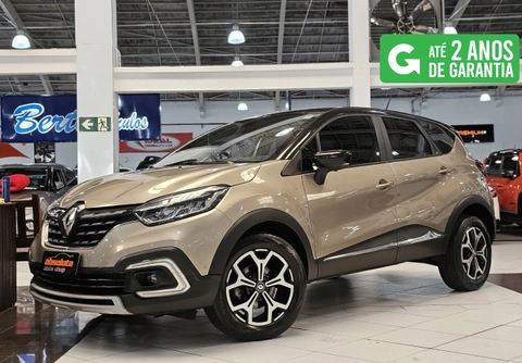 Renault Captur 2022 Bege — foto 1 de 3