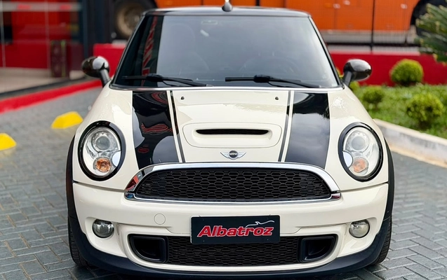 imagem-https://www.socarrao.com.br/sc-vehicle-images-prod/3733299/1788961690949-2_044849.jpg