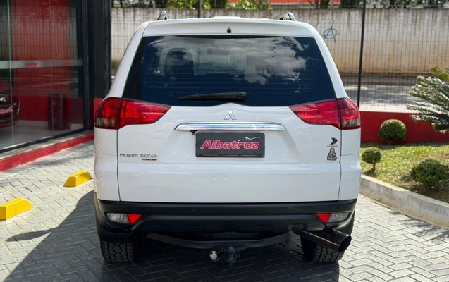 imagem-https://www.socarrao.com.br/sc-vehicle-images-prod/3733307/1788961718838-15_105510.jpg