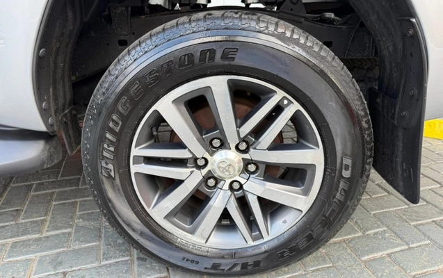 imagem-https://www.socarrao.com.br/sc-vehicle-images-prod/3733314/1788961774878-9_051147.jpg