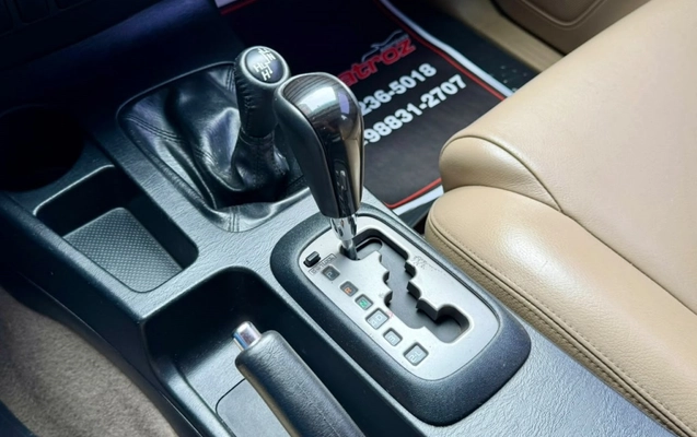 imagem-https://www.socarrao.com.br/sc-vehicle-images-prod/3733323/1788961816103-7_092810.jpg