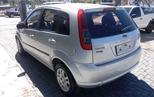 imagem-https://www.socarrao.com.br/sc-vehicle-images-prod/3733324/1788961818149-V2hhdHNBcHAgSW1hZ2UgMjAyNi0wOS0wOSBhdCAxMC40Ny4zMSAoMSkuanBlZw.jpeg