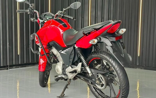 imagem-https://www.socarrao.com.br/sc-vehicle-images-prod/3733327/1788961897494-8410147_0_B_44f3d5cd38.jpeg