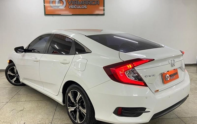 imagem-https://www.socarrao.com.br/sc-vehicle-images-prod/3733336/1788981684586-8452481_6_B_f76bf696ca.jpeg
