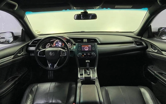 imagem-https://www.socarrao.com.br/sc-vehicle-images-prod/3733336/1788981684589-8452481_8_B_7c1e01a824.jpeg