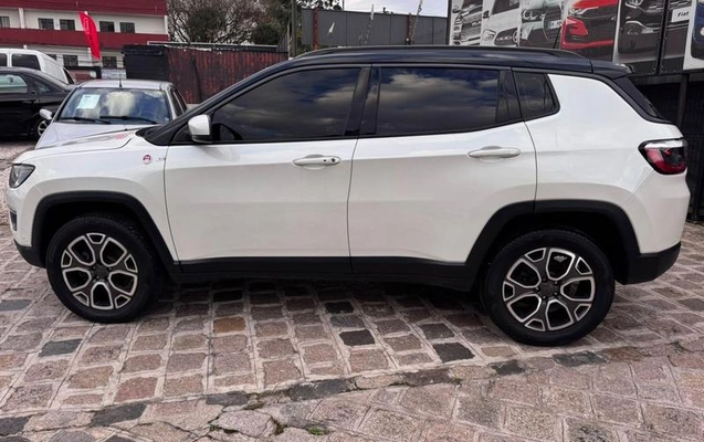 imagem-https://www.socarrao.com.br/sc-vehicle-images-prod/3733350/1789220506240-8457763_6_B_9b75c18bf8.jpeg