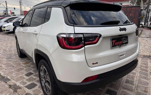 imagem-https://www.socarrao.com.br/sc-vehicle-images-prod/3733350/1789220506243-8457763_9_B_055fc84c00.jpeg