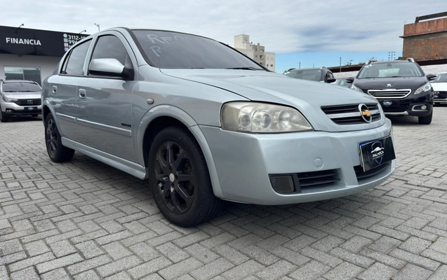 imagem-https://www.socarrao.com.br/sc-vehicle-images-prod/3733372/1788962323713-9ced8f4a50814704bc0cea851484a739_1788962275437.jpg
