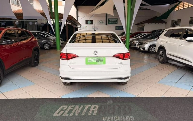 imagem-https://www.socarrao.com.br/sc-vehicle-images-prod/3733374/1789670174951-8396836_9_B_c4c196e275.jpeg