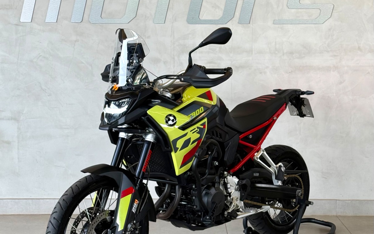 BMW F 900 GS Plus 2025 Verde — foto 1 de 3