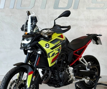 BMW F 900 GS Plus 2025 Verde — foto 1 de 3