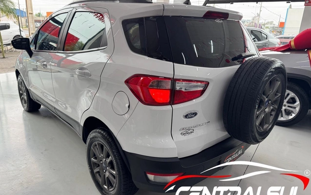 imagem-https://www.socarrao.com.br/sc-vehicle-images-prod/3733390/1788962521935-75cdd8dd49c54817b68575a48ae2b290_1788962448884.jpg