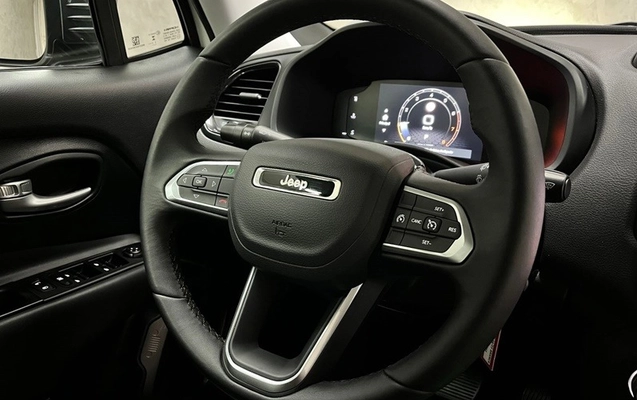 imagem-https://www.socarrao.com.br/sc-vehicle-images-prod/3733418/1789558407752-56e73332-56e8-445d-bc5c-abc3c4c912f3.jpg