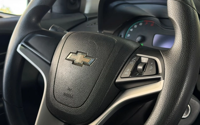 imagem-https://www.socarrao.com.br/sc-vehicle-images-prod/3733754/1788963763524-003_81c074b944f60a41495132596af648d8.jpeg
