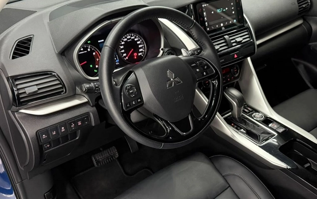 imagem-https://www.socarrao.com.br/sc-vehicle-images-prod/3733795/1789390876120-gb-044e566.jpeg