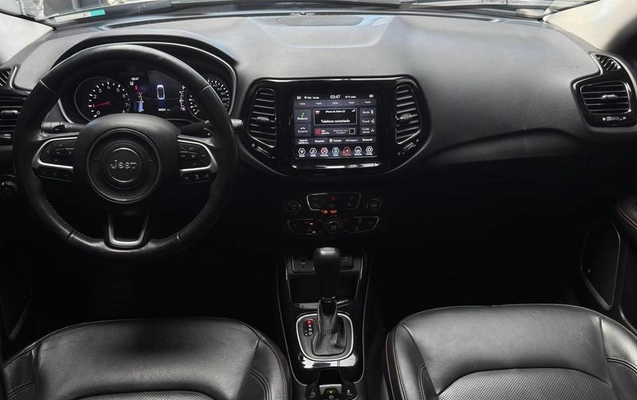 imagem-https://www.socarrao.com.br/sc-vehicle-images-prod/3733810/1788964040779-8457278_0_B_042485cf38.jpeg