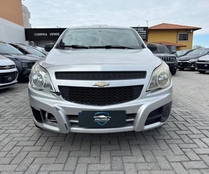 Chevrolet Montana 2018 Prata — foto 1 de 3