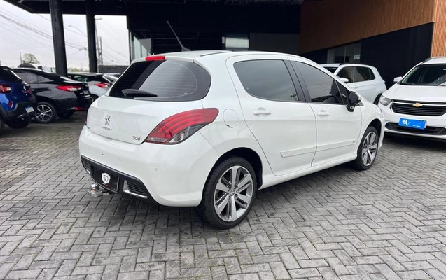 imagem-https://www.socarrao.com.br/sc-vehicle-images-prod/3734138/1789221826429-8435960_12_B_9ee6eb68a4.jpeg