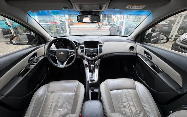 imagem-https://www.socarrao.com.br/sc-vehicle-images-prod/3734150/1789136172848-fc86b9712c20424585455c092fbf9ba1_1788965281290.jpg