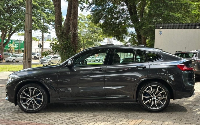imagem-https://www.socarrao.com.br/sc-vehicle-images-prod/3734178/1788965432179-15_084212.jpg