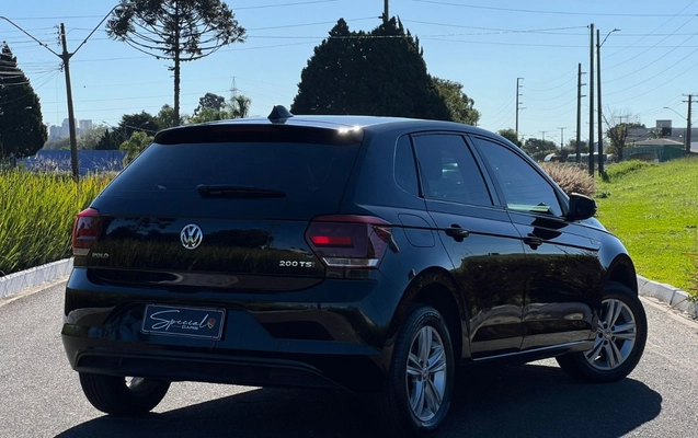 imagem-https://www.socarrao.com.br/sc-vehicle-images-prod/3734186/1788965481782-V2hhdHNBcHAgSW1hZ2UgMjAyNi0wOS0wNCBhdCAxMC4xMy41Ni5qcGVn.jpeg