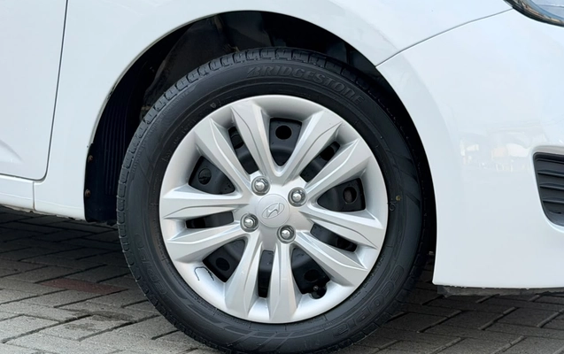imagem-https://www.socarrao.com.br/sc-vehicle-images-prod/3734194/1788965639798-003_f276a5196cd88f4974bb0a886b8f468e.jpeg