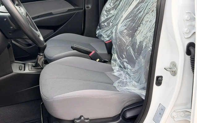 imagem-https://www.socarrao.com.br/sc-vehicle-images-prod/3734194/1788965639801-003_2e39365266b65bba7aeca150c2f4d4e4.jpeg