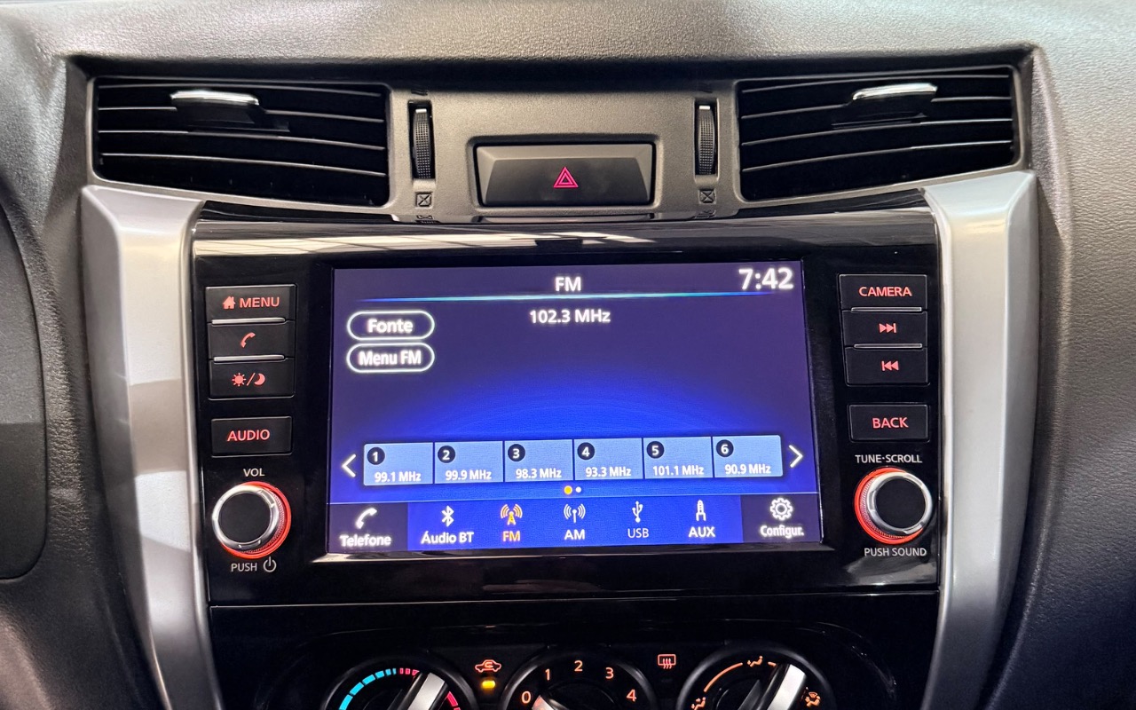 imagem-https://www.socarrao.com.br/sc-vehicle-images-prod/3734199/1788965732972-ODg2MzBkODUtMDJmYi00OTQ5LTg4OWMtNDUwMTI5Yjc1MTIzLmpwZWc.jpeg