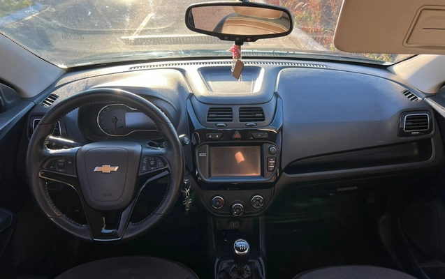 imagem-https://www.socarrao.com.br/sc-vehicle-images-prod/3734201/1788965765199-V2hhdHNBcHAgSW1hZ2UgMjAyNi0wOS0wNCBhdCAxMC4xNi4xMyAoNCkuanBlZw.jpeg
