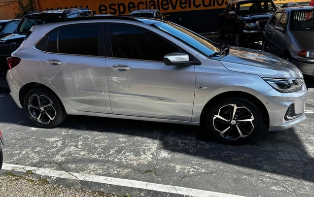 imagem-https://www.socarrao.com.br/sc-vehicle-images-prod/3734205/1788965807482-lT3HV0Kzww30koY9Uwc1vdofUJwTkyt5.jpg