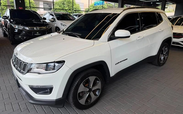 imagem-https://www.socarrao.com.br/sc-vehicle-images-prod/3734248/1789394120278-7731902_0_B_983adf0131.jpeg