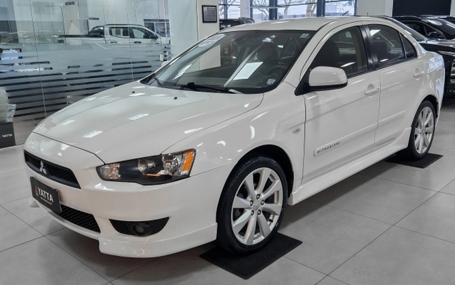 imagem-https://www.socarrao.com.br/sc-vehicle-images-prod/3734292/1788966039034-ixsLbaDQOTi6lfyy7gPHvPFTO2UStKAL.jpg