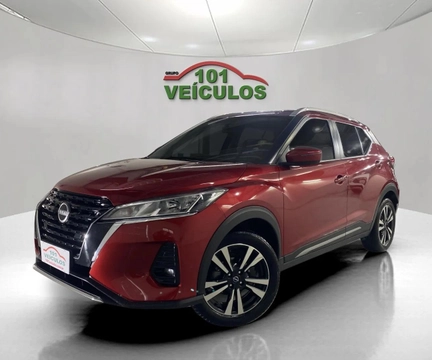 Nissan KICKS 2023 Vermelho — foto 1 de 3